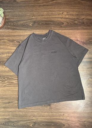 Футболка h&m з принтом