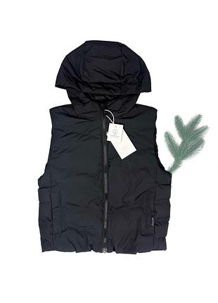 Демісезонний жилет zara на хлопчика