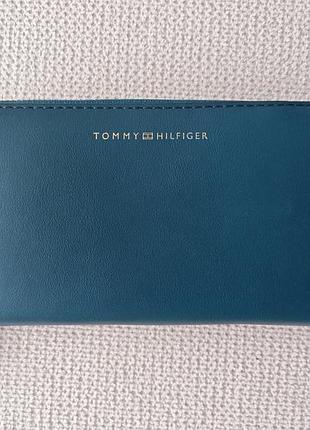 Гаманець жіночий tommy hilfiger кольору морської хвилі