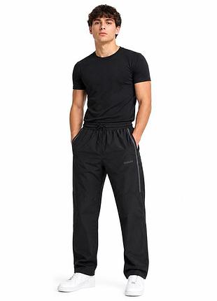 Спортивные штаны piyera мужские ровные микрофибра m-xxxl легкие плащевка холодок с карманами на молнии,m, черный