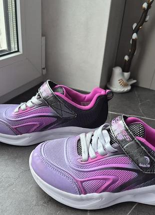 Кросівки skechers світяться 7