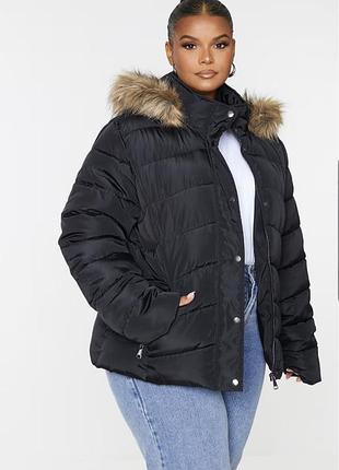 Куртка чорна стьобана з капюшоном та екохутром, plt plus розмір: uk 22 / eur 50 (plus size)