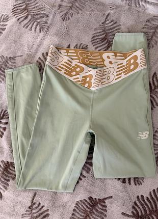 Легінси жіночі спортивні new balance