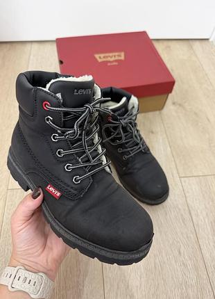 Черевики зимові levi’s 2