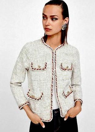 Піджак в стилі chanel