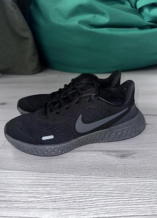 Кросівки жіночі nike чорні, розмір 36