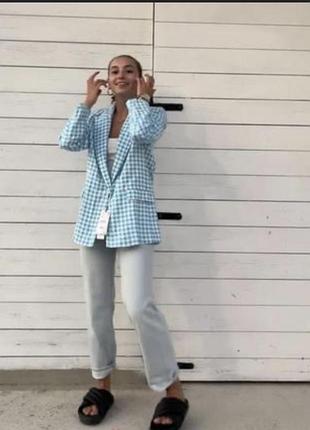 Яскравий піджак zara