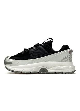 Кросівки жіночі nike zoom vomero roam white black