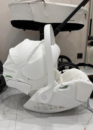 Автокрісло cybex cloud t i-size urban mobility white