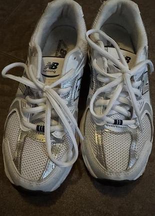 Кросівки жіночі new balance білі, сріблясті