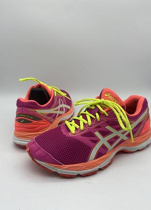 Жіночі кросівки asics  gel-cumulus 18, 39 розмір, устілка 24.5