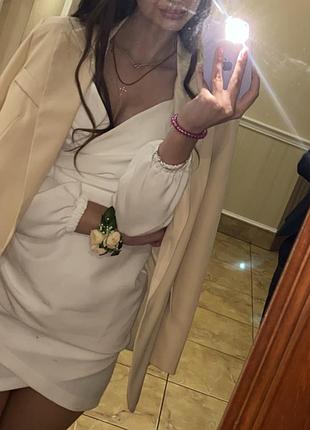Сукня біла міні