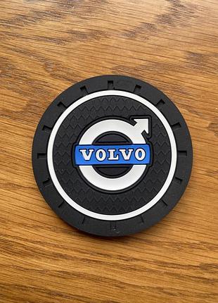 Автомобільний килимок у підстаканник volvo