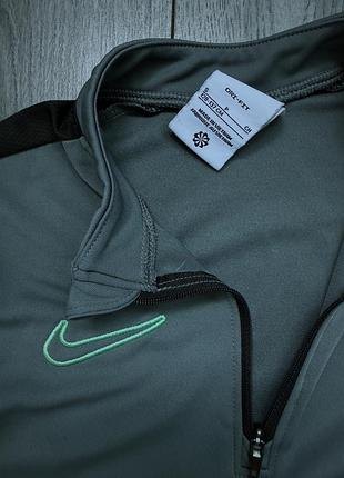 Кофта від nike 2