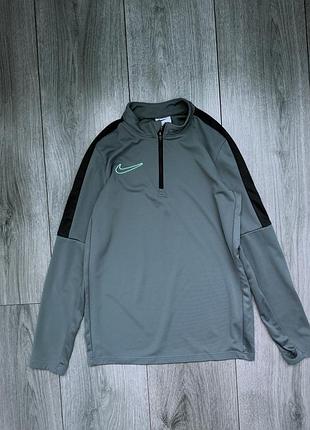 Кофта від nike 3