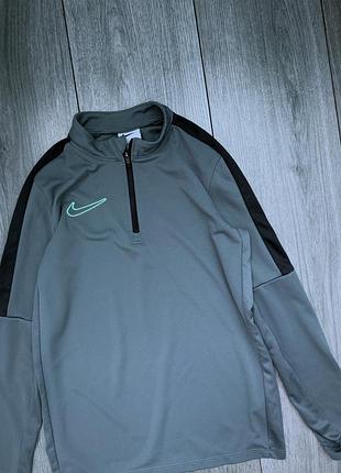 Кофта від nike 4