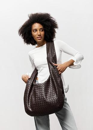 Жіноча сумка sambag hobo weave шоколад