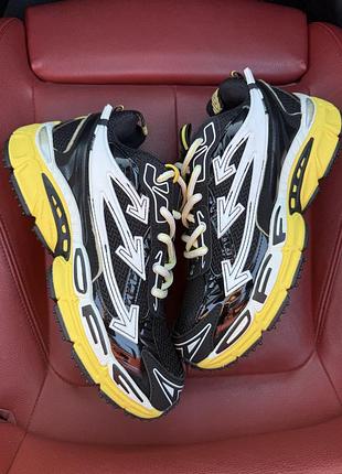 Off white be right back black yellow
