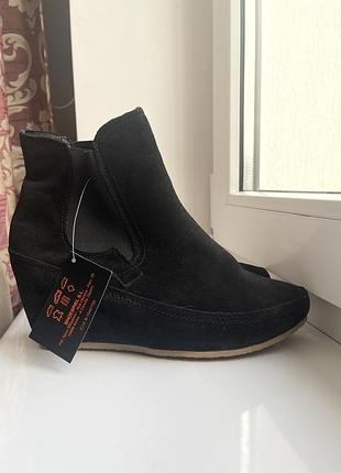 Жіночі утеплені черевики hucke woman 39 р