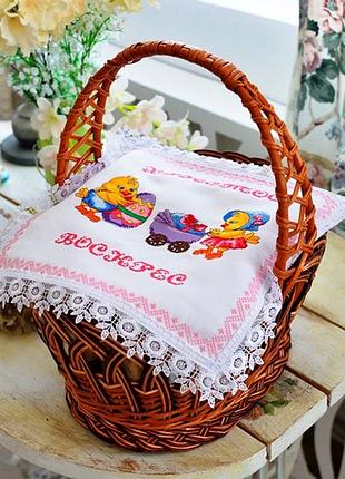 Серветка вишита великодні курчатка