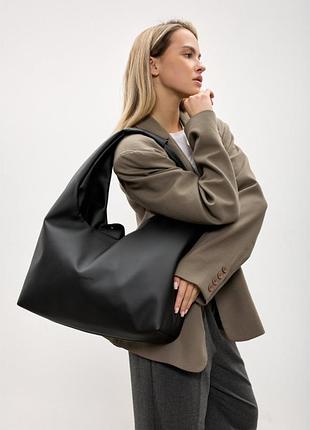 Женская сумка sambag hobo черная из экокожи большого размера со съемным кошельком