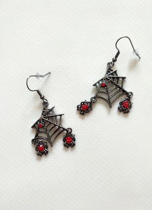 Серьги паутина хеловин пауками halloween черные паук паучки красными камнями паучок геловин хеллоуин хелловин гарри поттер harry potter