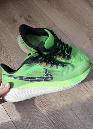 Кросівки чоловічі nike