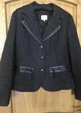 Піджак жіночий armani стьобаний чорний m-l