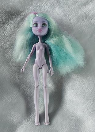 Monster high, твайла twyla из серии садовые монстры