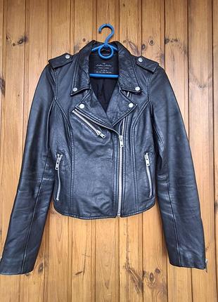 Шкіряна куртка косуха zara trf leather collection (натуральна шкіра), розмір s.