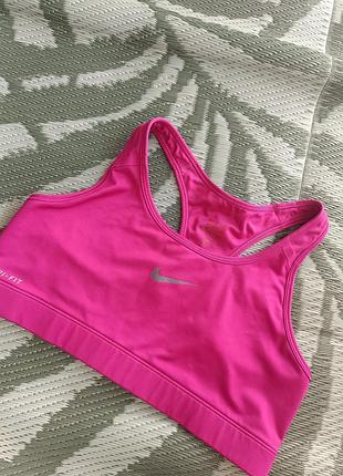 Жіночий спортивний топ nike рожевий