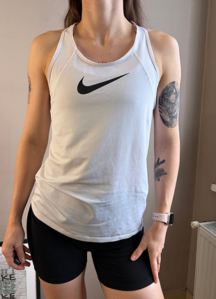 Женская белая спортивная майка nike dri-fit running размер s