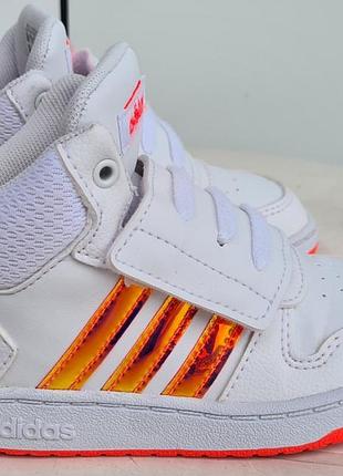 Кросівки для дітей adidas hoops 2.0 mid білі з помаранчевим, розмір 22