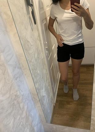 Футболка была
