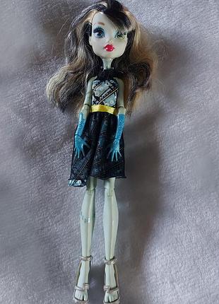 Фрэнки штейн monster high