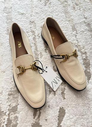 Лофери zara шкіряні