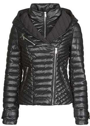 Жіноча куртка guess чорна