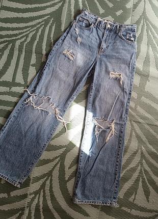 Джинси жіночі bershka mom рвані блакитні