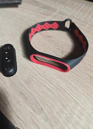 Фітнес браслет mi band 4 з зарядкою 6
