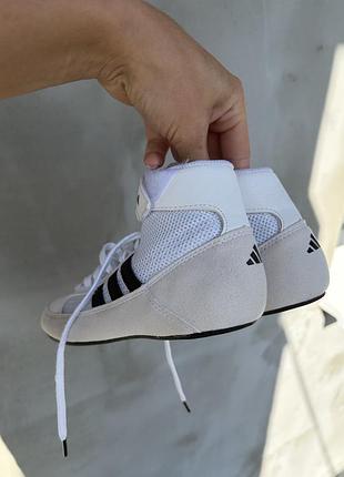 Боксерки adidas білі 33 розмір 2