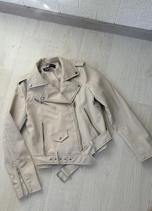 Куртка косуха zara , розмір s