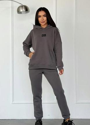 Спортивные костюмы 4 цвета 3