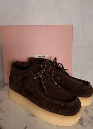 Черевики жіночі miu miu коричневі, розмір 39, замша