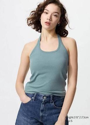 Uniqlo майка-топ с открытой спиной и халтером со встроенным бюстгальтером