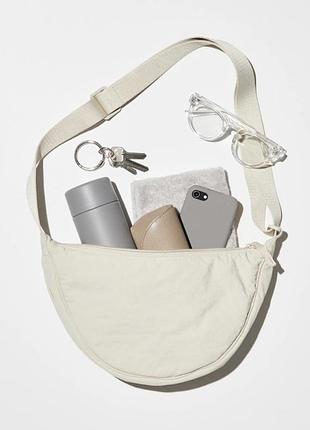 Вірусна сумка- кросбоді uniglo round mini shoulder bag