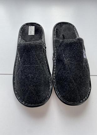 Капці чоловічі, чорні