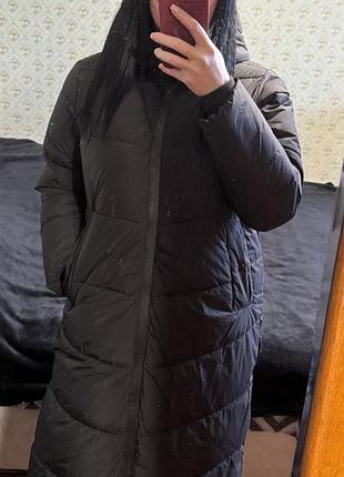 Пуховик жіночий зимовий чорний