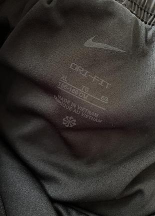 Шорти nike xs-s 7
