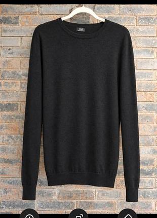 Базовый свитер размер l 100% merino wool черного цвета