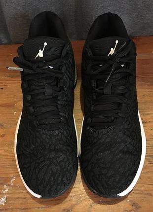 Кросівки jordan b. fly 4